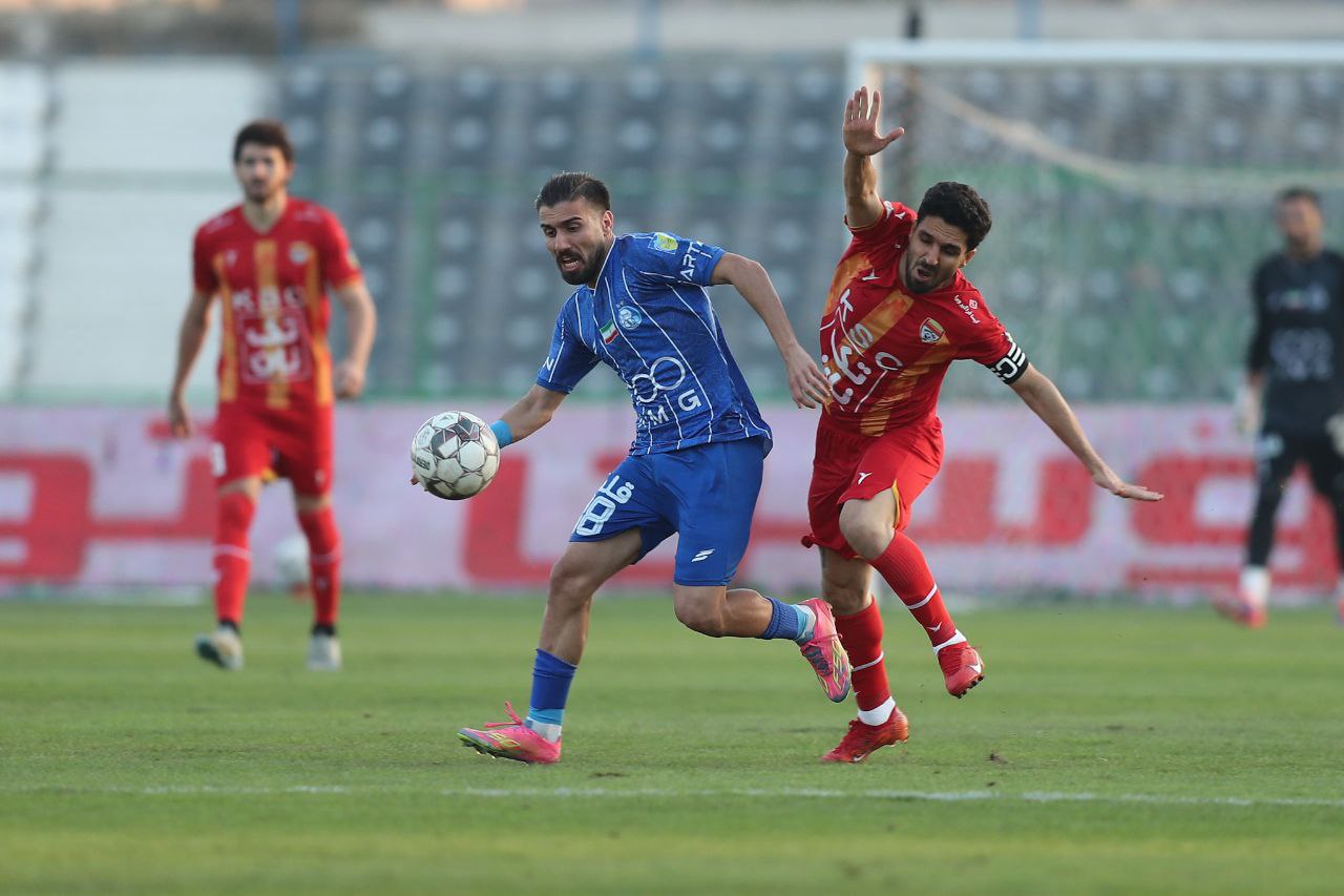 مهران احمدی به بازی استقلال مقابل المحرق هم نمیرسد؟ مهران احمدی به بازی استقلال مقابل المحرق هم نمیرسد؟