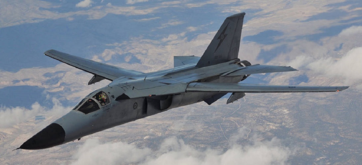 مب افکن اف-۱۱۱ آردوارک مب افکن اف-۱۱۱ آردوارک