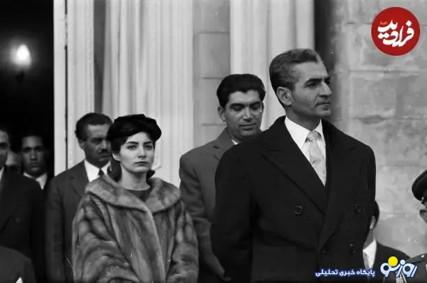 پهلوی پدر و دختر در یک قاب