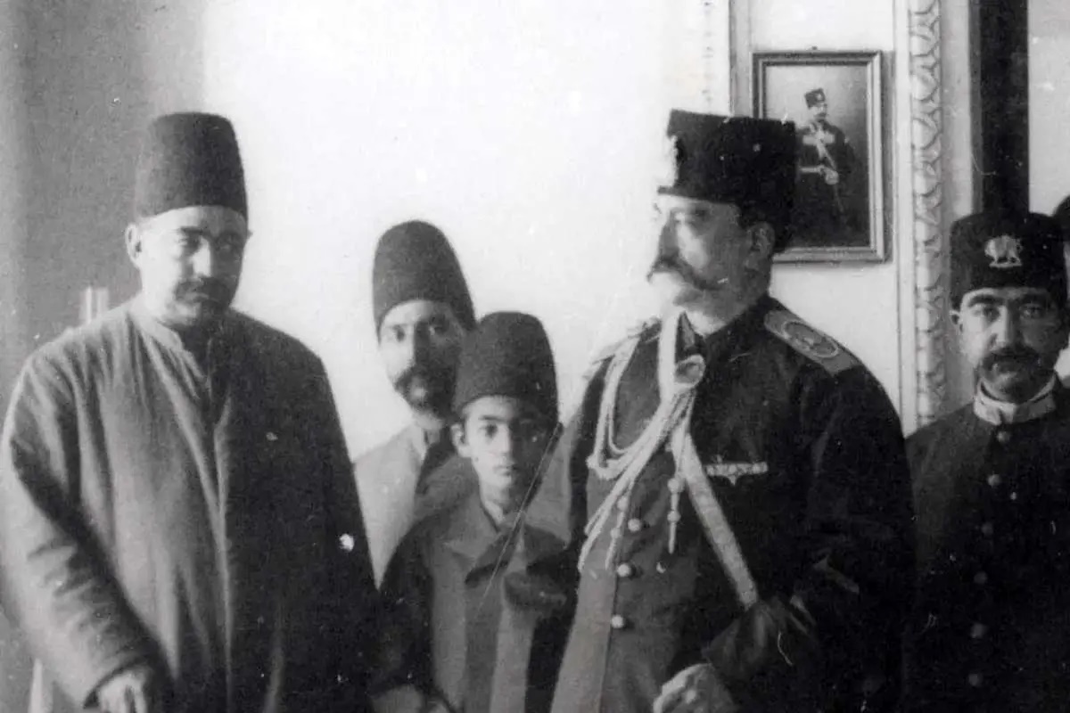 همسران و دختران ناصرالدین شاه در کاخ سلطنت‌آباد